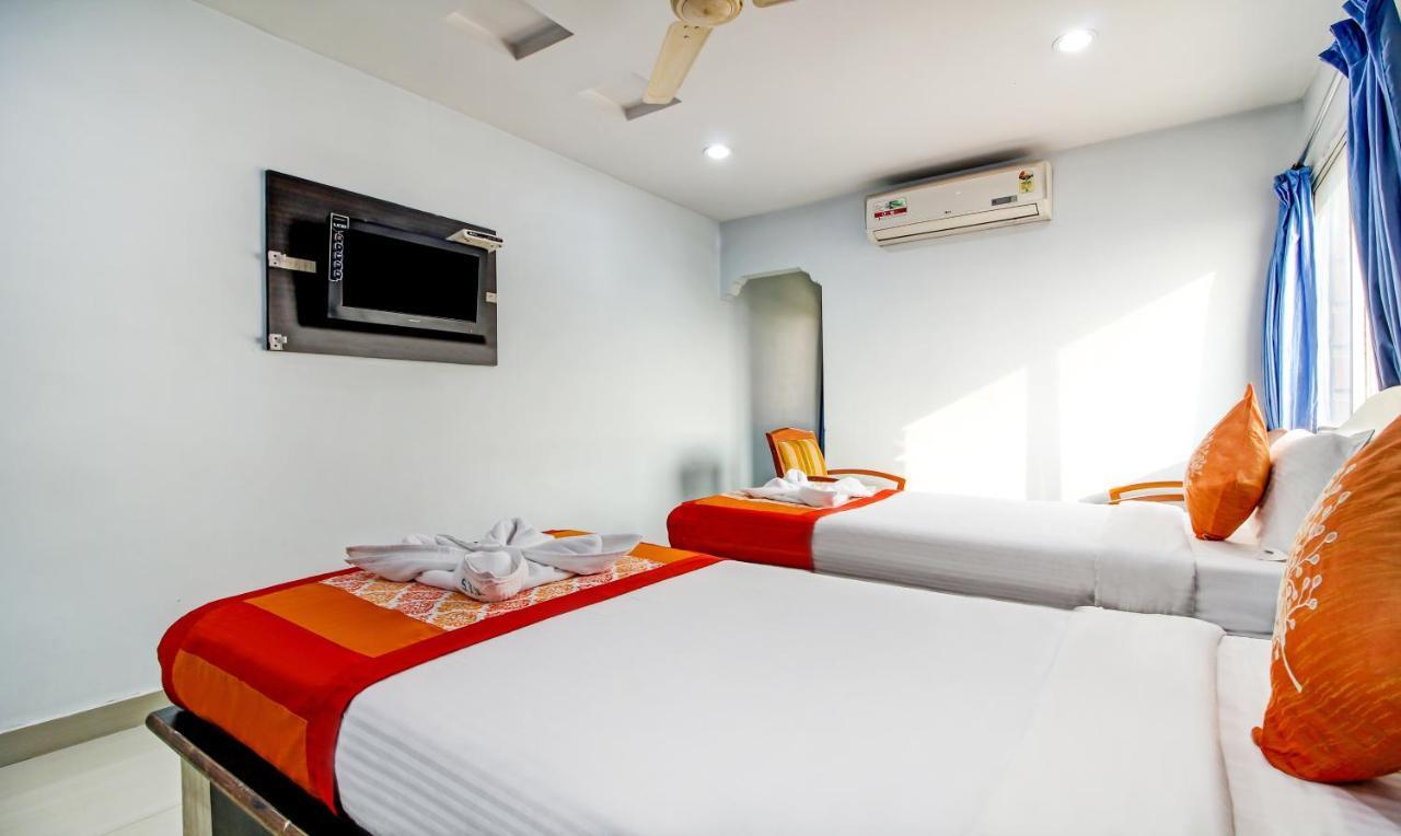 Hotel S Y N Residency Haiderabad Buitenkant foto