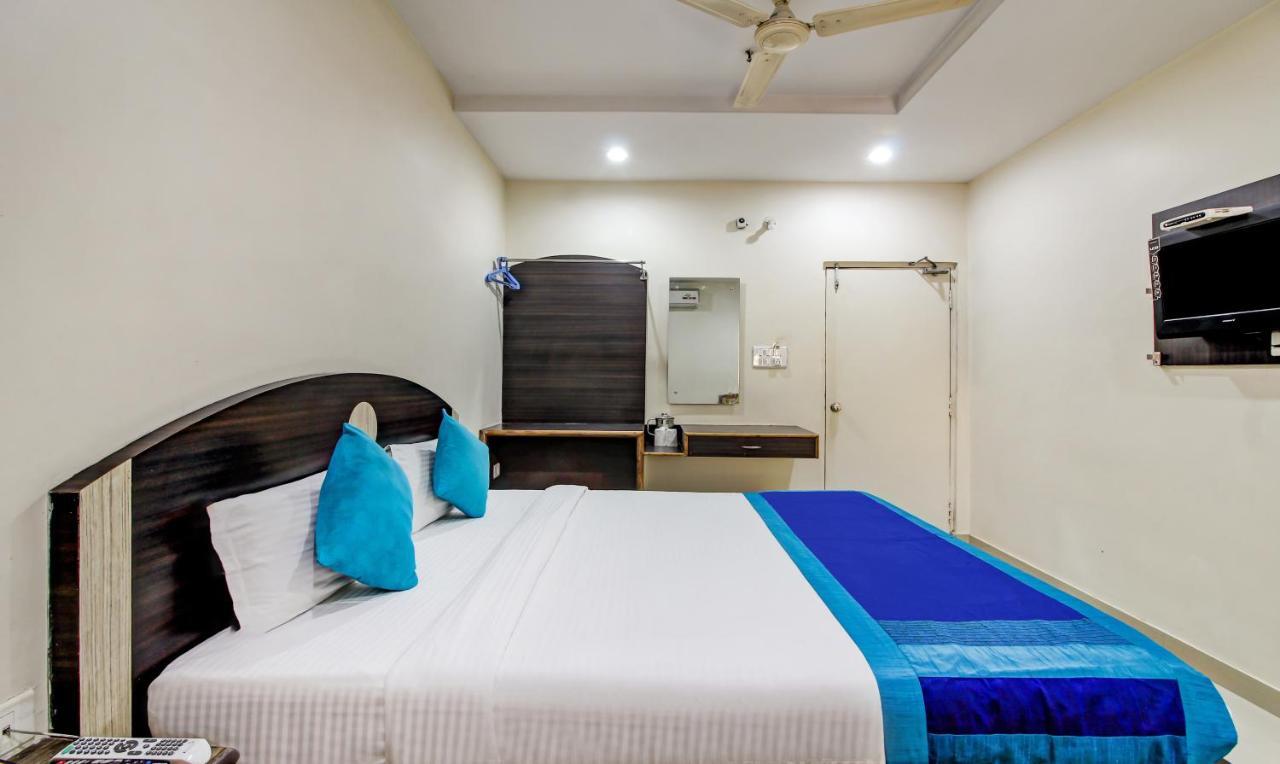 Hotel S Y N Residency Haiderabad Buitenkant foto