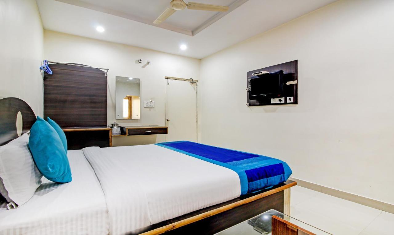 Hotel S Y N Residency Haiderabad Buitenkant foto