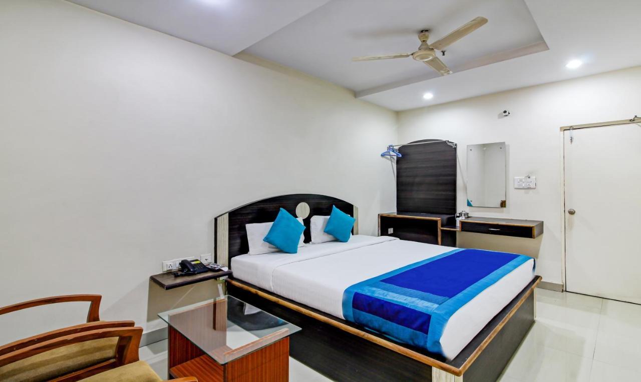 Hotel S Y N Residency Haiderabad Buitenkant foto