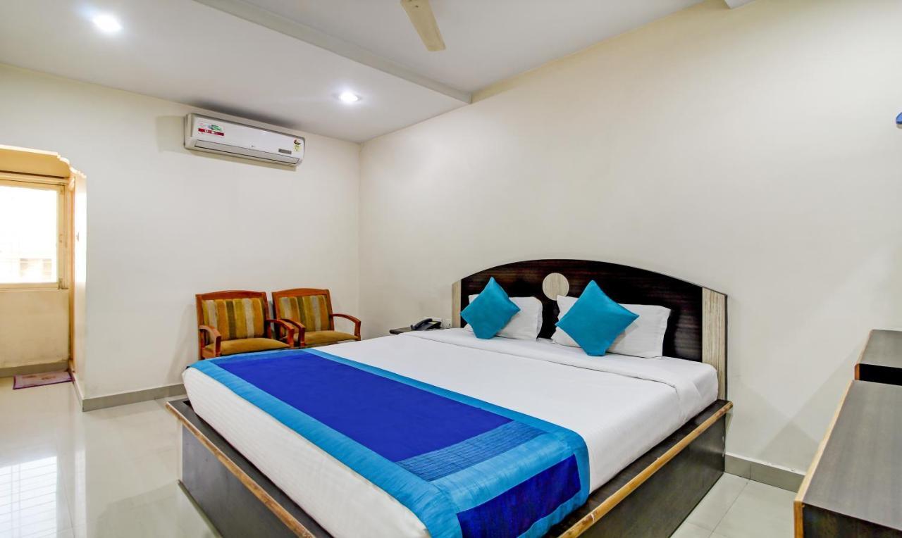 Hotel S Y N Residency Haiderabad Buitenkant foto